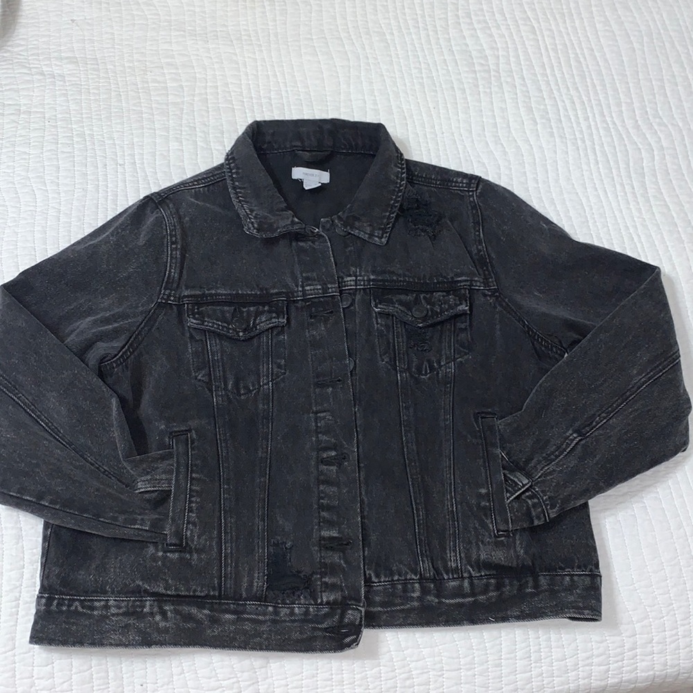 Forever 21 plus size denim distressed black jean jacket 0X
